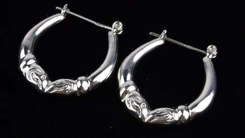 Mint Vintage Sterling Silver Ram Hoop Earrings
