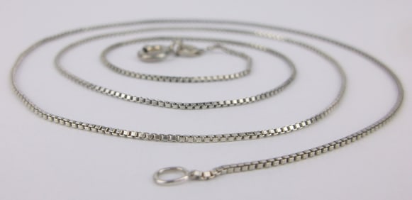 Stunning Vintage Italian Sterling Silver Box Chain Necklace 20"