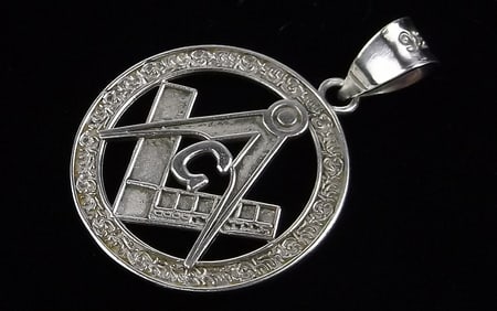 Mint Vintage Sterling Silver Masonic Masons Pendant
