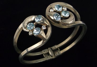 Gorgeous Vintage 1950s Rhinestone Clamper Bracelet