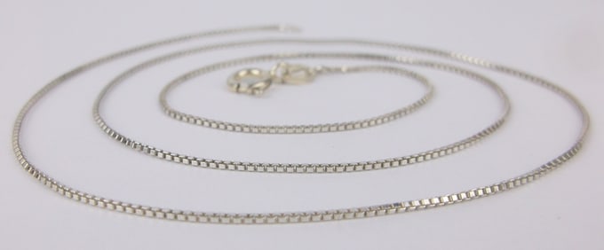 Mint Vintage Italian Sterling Silver Box Chain Necklace 18"