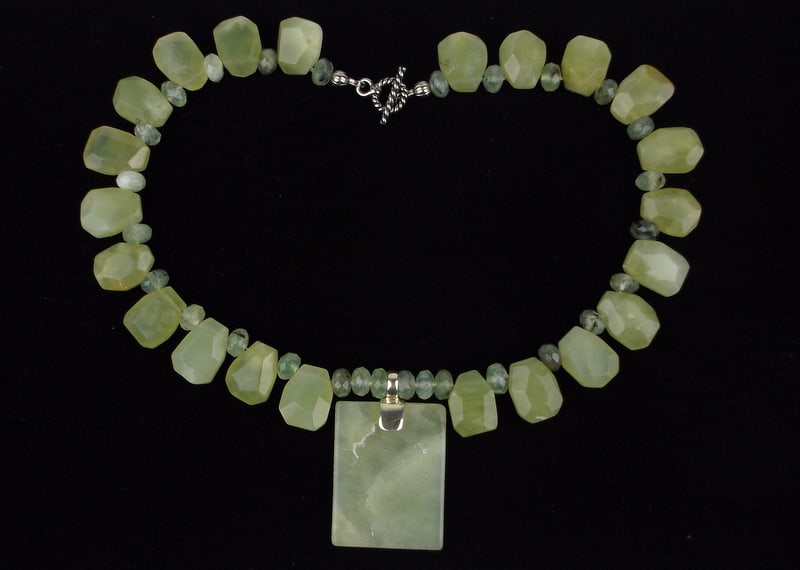 Mint Big Designer Sterling Silver Prehnite Necklace 16": Guaranteed Solid 925 Sterling Silver, in Excellent Condition