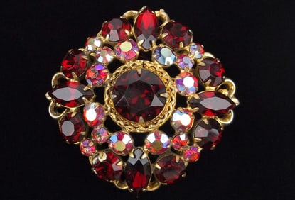 Stunning Big 1950s Regency NY Rhinestone Brooch