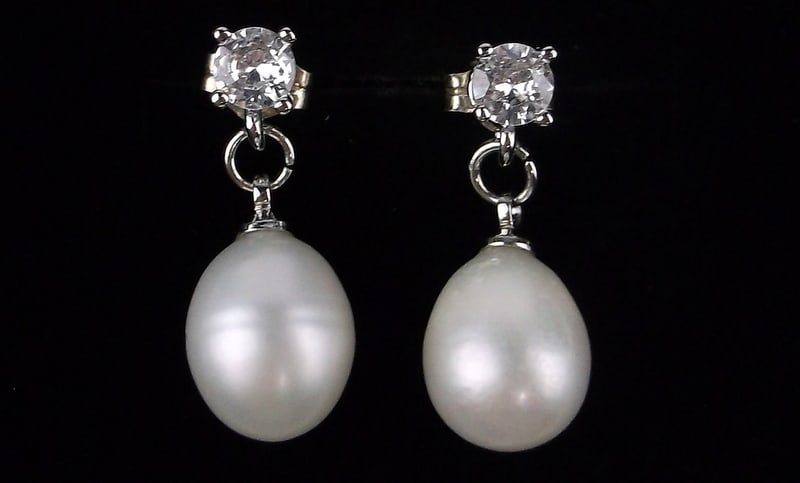 Mint Vintage Sterling Silver Pearl Drop Earrings: Guaranteed Solid 925 Sterling Silver, in Excellent Condition