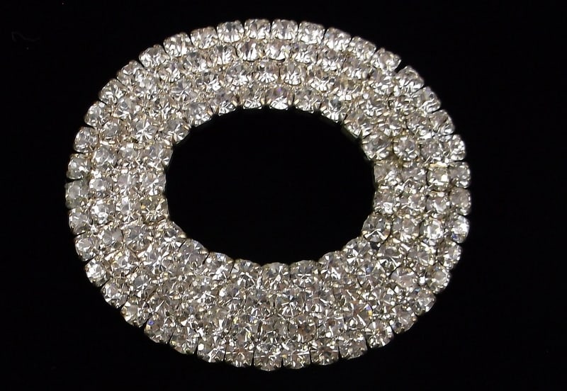 Stunning Vintage Rhinestone Brooch (1 of 2)