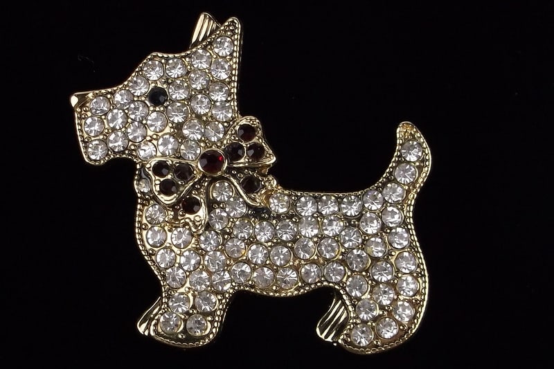 New Boxed Monet Rhinestone Christmas Schnauzer Dog Brooch (1 of 2)