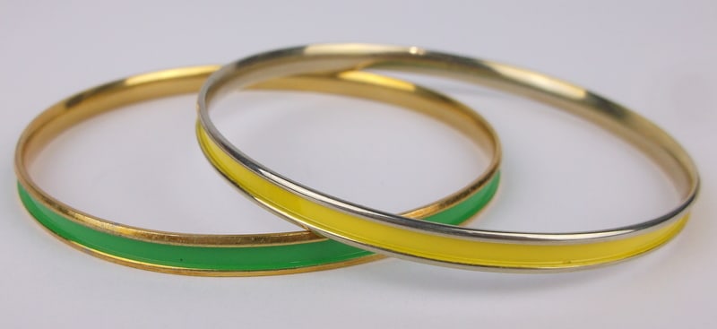 2 Mint Vintage 1950s Enameled Bangle Bracelet Set 8" (1 of 2)