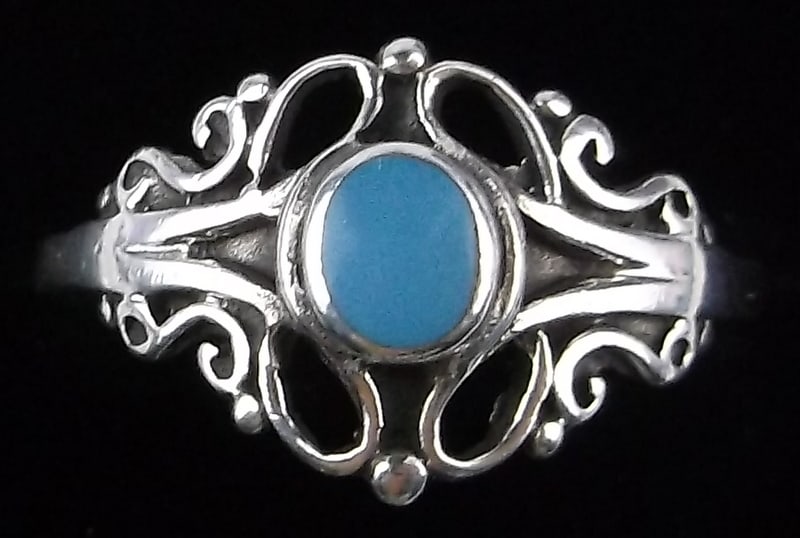 Stunning vintage Sterling Silver Turquoise Ring 8 (1 of 2)