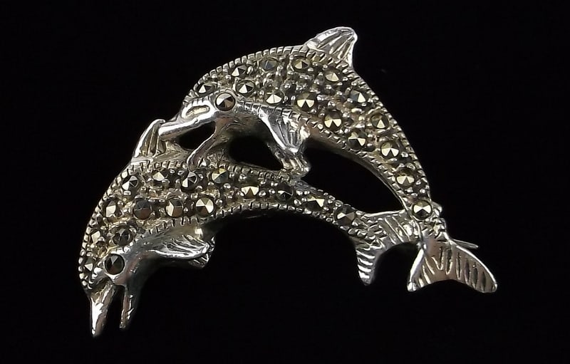 Mint Vint Thick Sterling Silver Dolphin Marcasite Brooch (1 of 2)