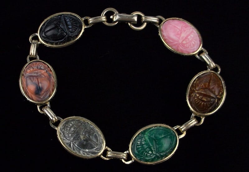 Gorgeous 1960s Coro Craft Egyptian Scarab Beetle Bracelet 8" (1 of 2)