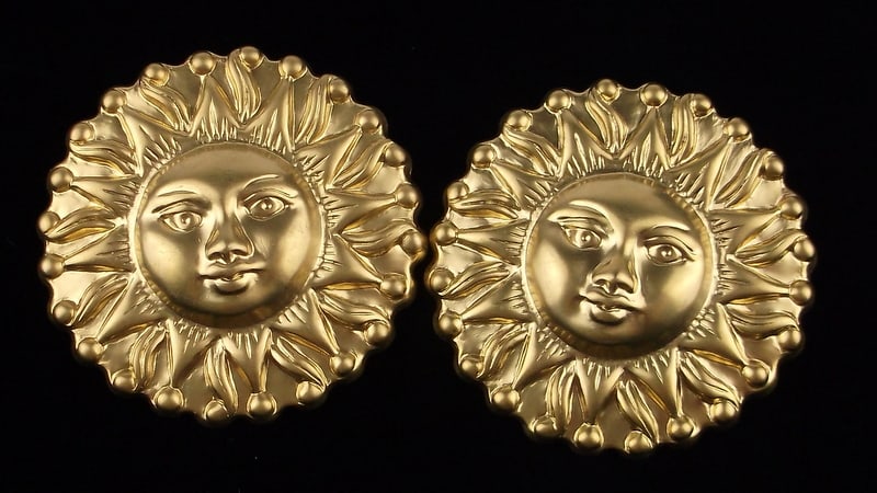 New Vintage Big Sun Earrings: new condition