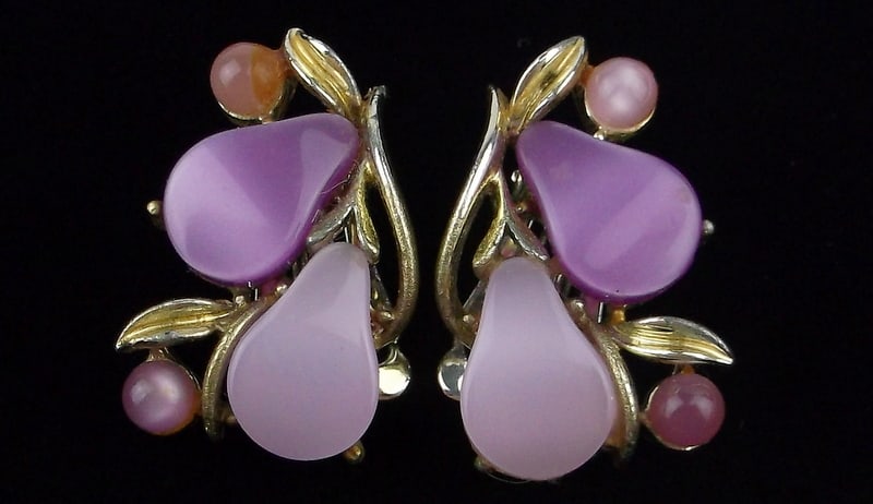 Gorgeous Vintage 1960s Coro Craft Lucite Earrings (1 of 2)