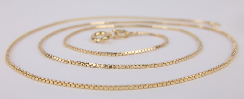 New Vintage Italian Gold Over Sterling Box Chain Necklace 18": Solid Sterling Silver Guaranteed, in Brand New Never Worn Condition.