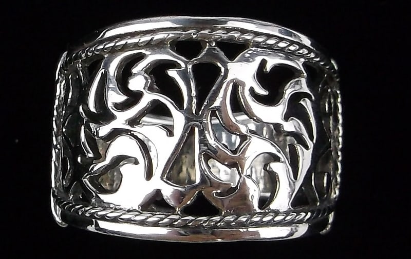 Mint vintage Sterling Silver Wide Design Ring 7 (1 of 3)