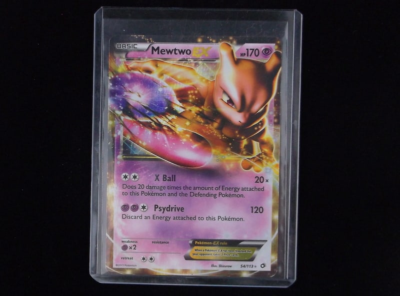 NM 2013 Pokemon Mewtwo EX Ultra Rare Card (1 of 2)
