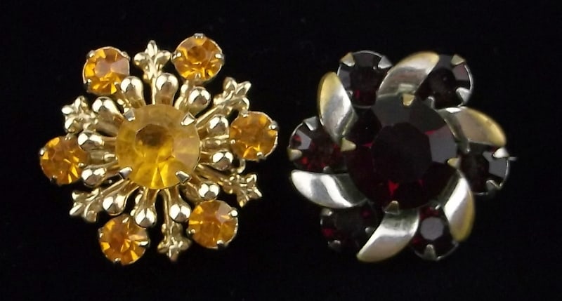 Gorgeous Vintage 1960s Rhinestone Brooch Set (1 of 2)
