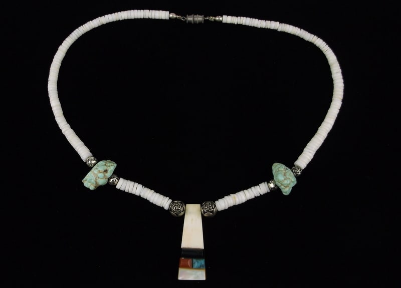 RARE 1960s Navajo Mike Dodge Black Widow Turquoise Necklace 16": handmade Genuine Navajo Sterling Silver in Excellent Condition