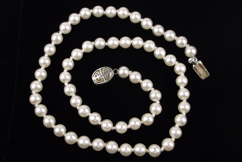 Mint Vintage Sterling Silver Pearl Necklace 17": Guaranteed Solid 925 Sterling Silver, in Excellent Condition