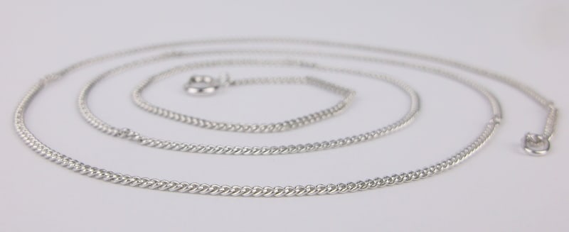 New Vintage 1950s Sterling Silver Chain Necklace 24": Solid Sterling Silver Guaranteed, in Brand New Never Worn Condition.