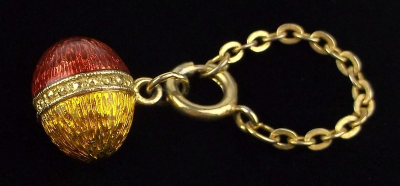Mint Vintage Joan Rivers Faberge Style Egg Pendant Enameled: Mint Condition, In Like New Condition, Perfect
