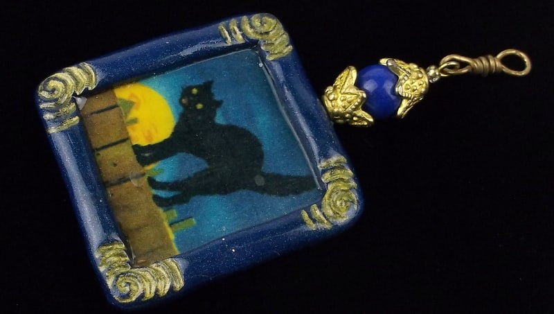 Mint Vint Ericka Nicole Nelson Black Cat Moon Pendant Pottery: Mint Condition, In Like New Condition, Perfect
