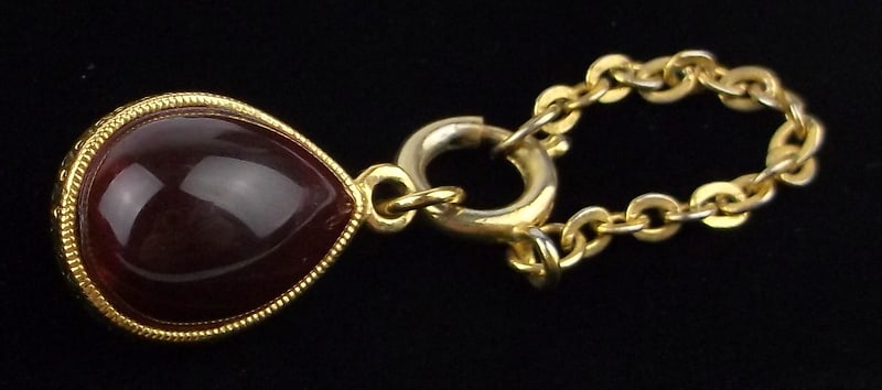 Mint Vintage Joan Rivers Faberge Style Egg Pendant Enameled: Mint Condition, In Like New Condition, Perfect