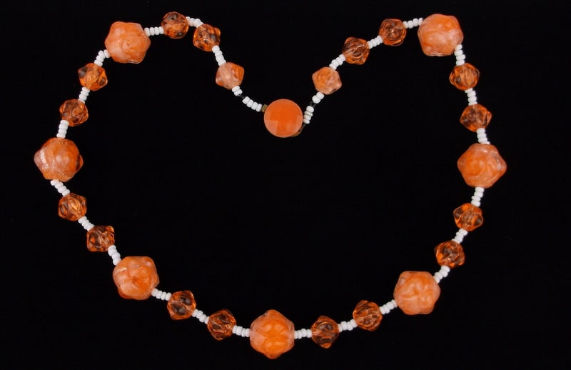 Stunning Vintage 1960s W Germany MOD Lucite Necklace 24": excellent condition