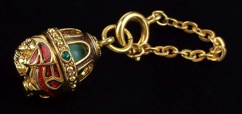 Mint Vintage Joan Rivers Faberge Style Egg Pendant Enameled: Mint Condition, In Like New Condition, Perfect