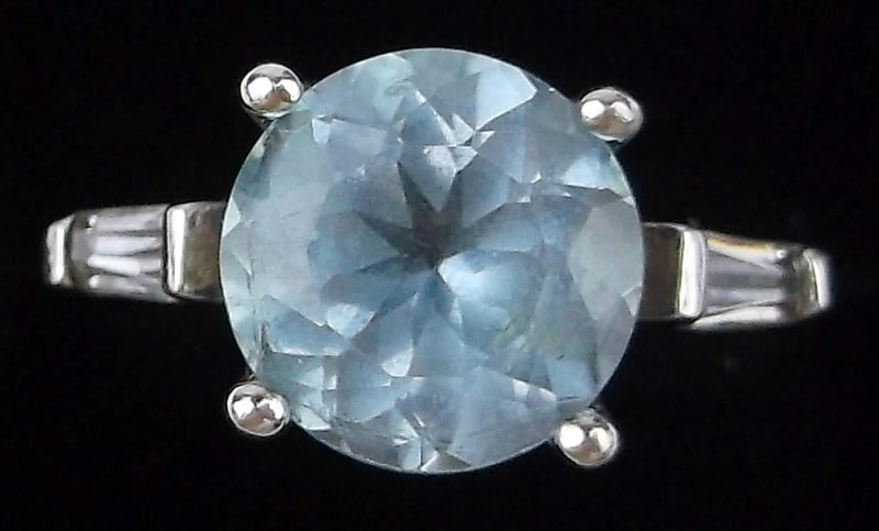 Mint Vintage Sterling Silver 2.5ct Blue Topaz Ring 6.25 (1 of 2)