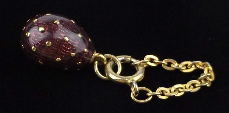Mint Vintage Joan Rivers Faberge Style Egg Pendant Enameled: Mint Condition, In Like New Condition, Perfect