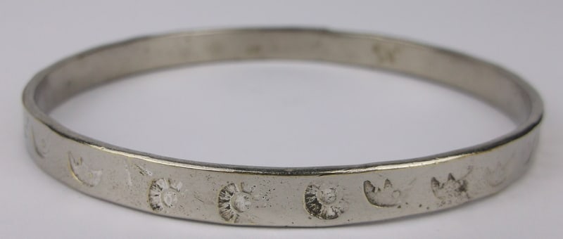 Gorgeous Vint Taxco Sun and Moon Bangle Bracelet 8": excellent condition