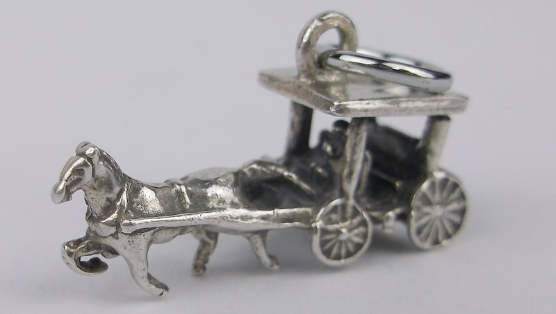 Mint Vint 1950s Maisels Sterling Silver Horse Carriage Pendant Charm: Guaranteed Solid 925 Sterling Silver, in Excellent Condition