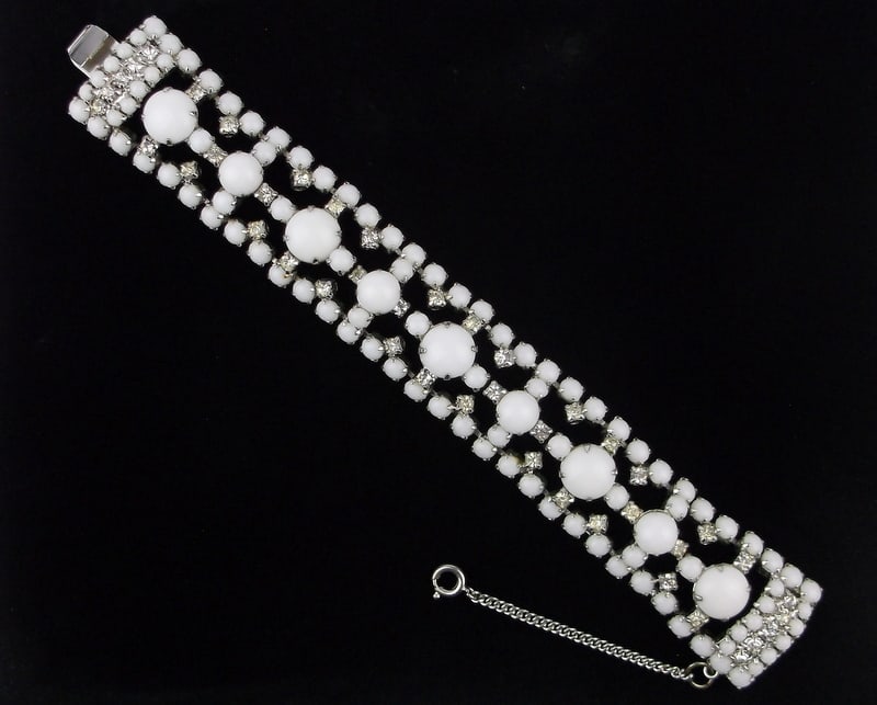 Mint Vintage 1950s Rhinestone Milk Glass Bracelet 7": Mint Condition, In Like New Condition, Perfect
