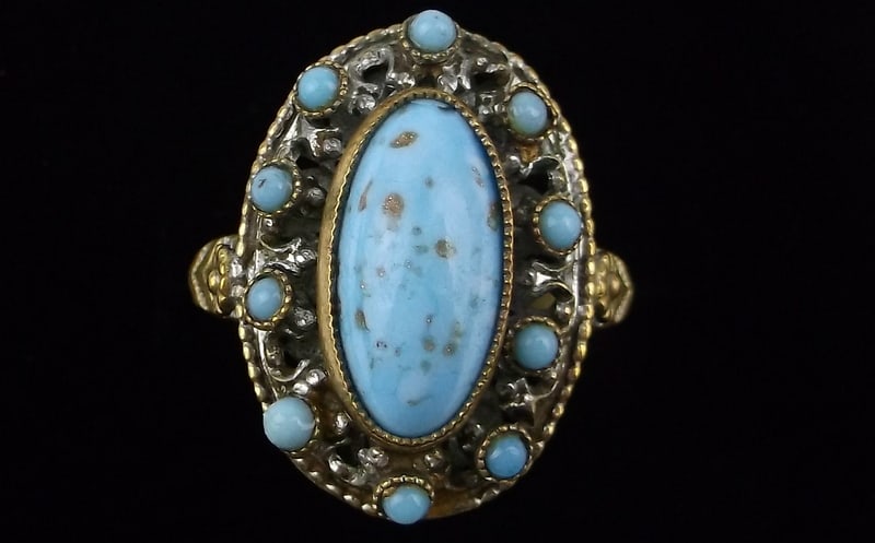 Stunning Antique 1920s Art Deco Czech Glass Ring 8: excellent condition