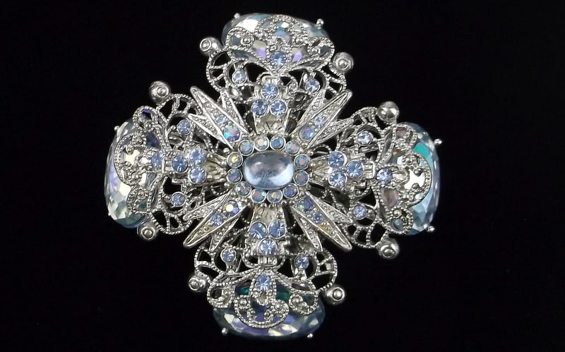 Mint Big Vintage 1960s JULIANA Rhinestone Dazzling Brooch: Mint Condition, In Like New Condition, Perfect
