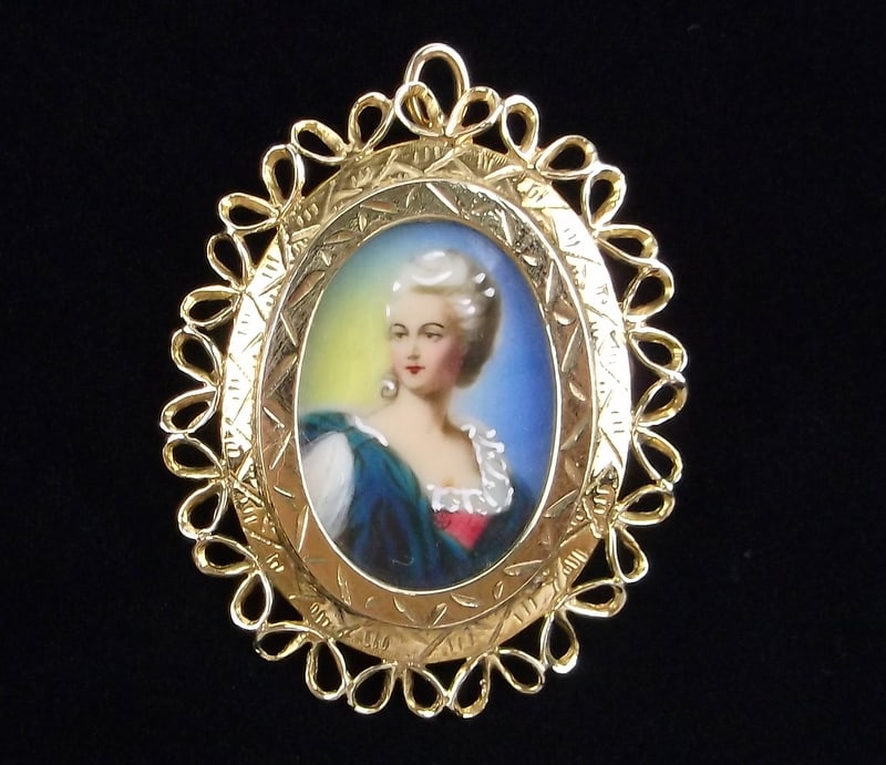 INCREDIBLE 14kt Gold Hand Painted 1950s Cameo Brooch 11.28g (1 of 10)