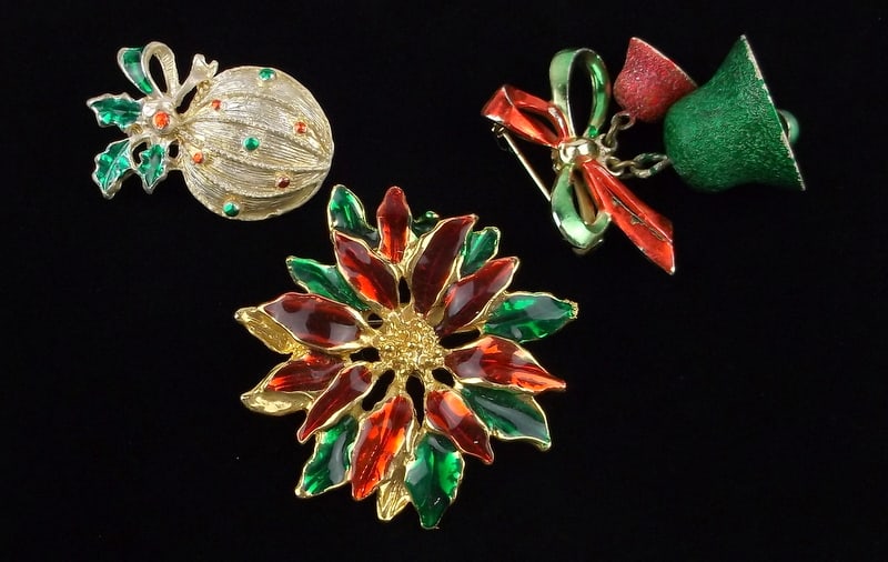 Gorgeous Vintage Enameled Christmas Brooch Lot: excellent condition
