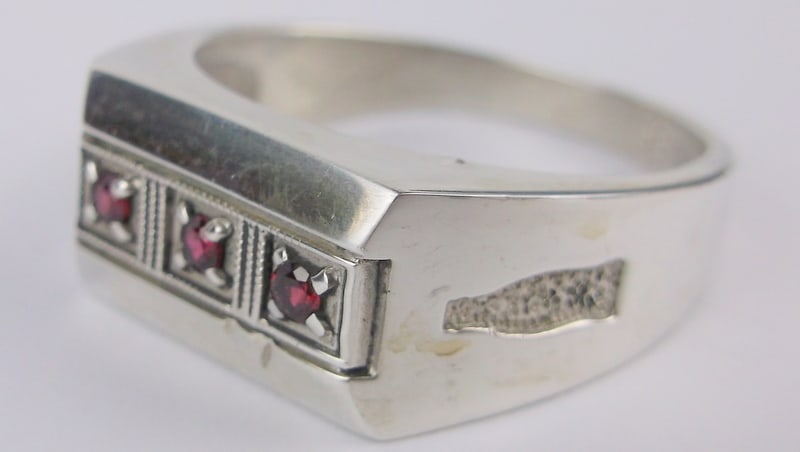 Gorgeous Vint Sterling Silver Coca Cola Employee Ruby Ring 12.5: Guaranteed Solid 925 Sterling Silver, in Excellent Condition