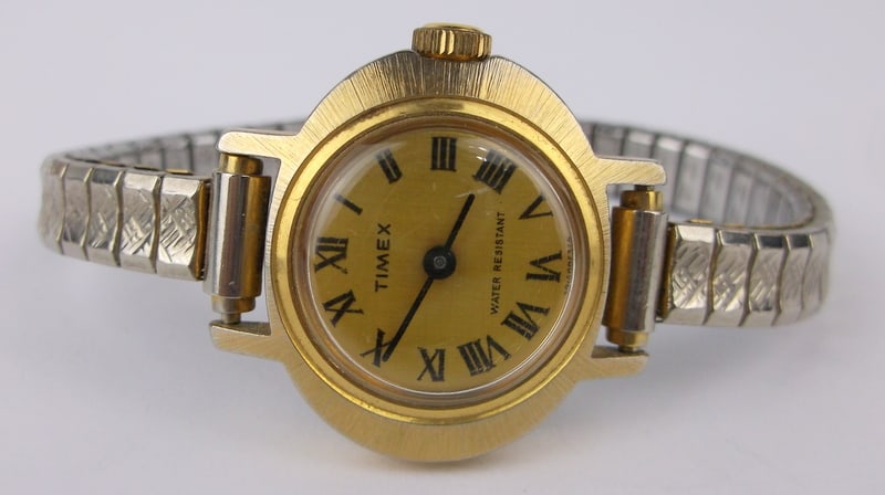 Stunning Vintage 1950s Timex Wristwatch Works Great (1 of 3)