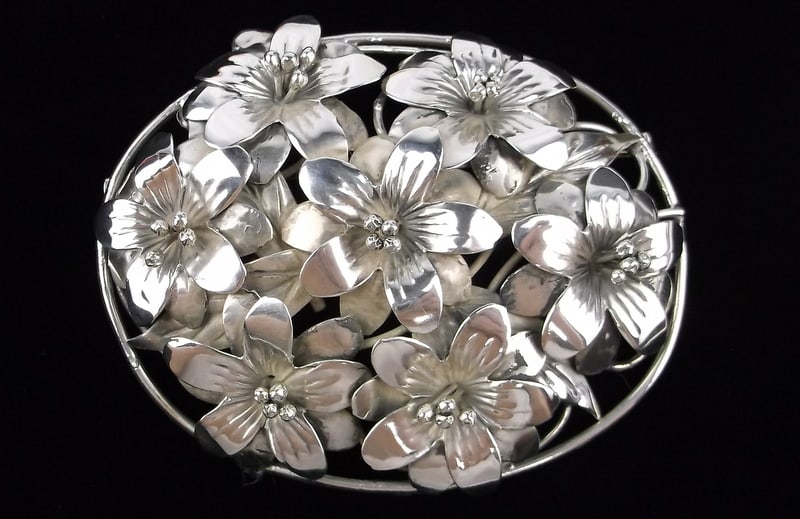 Big Mint Heavy 1940s Coro Craft Sterling Silver Flower Brooch: Guaranteed Solid 925 Sterling Silver, in Excellent Condition