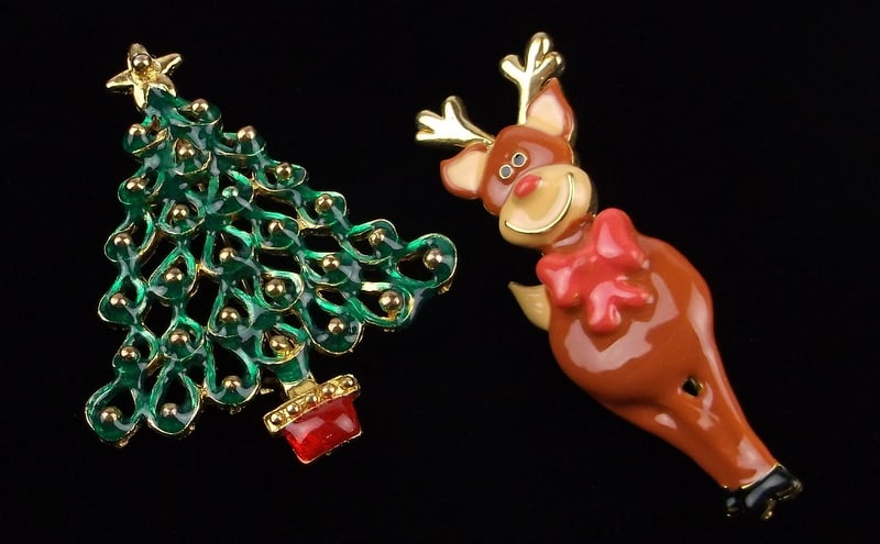 2 Mint Vint Enameled Christmas Tree Brooch Lot Reindeer (1 of 2)