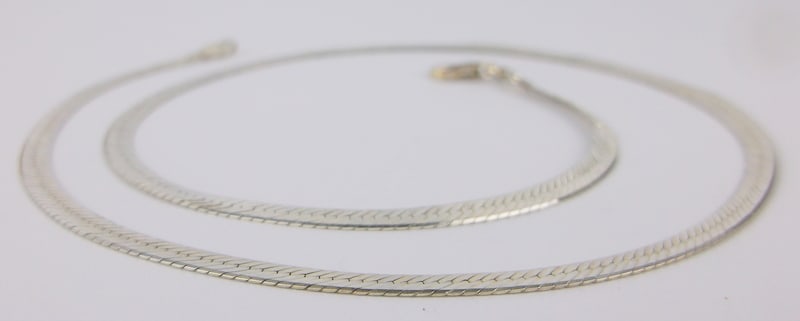 Mint Vintage Italian Sterling Silver Chain Necklace 18": Guaranteed Solid 925 Sterling Silver, in Excellent Condition