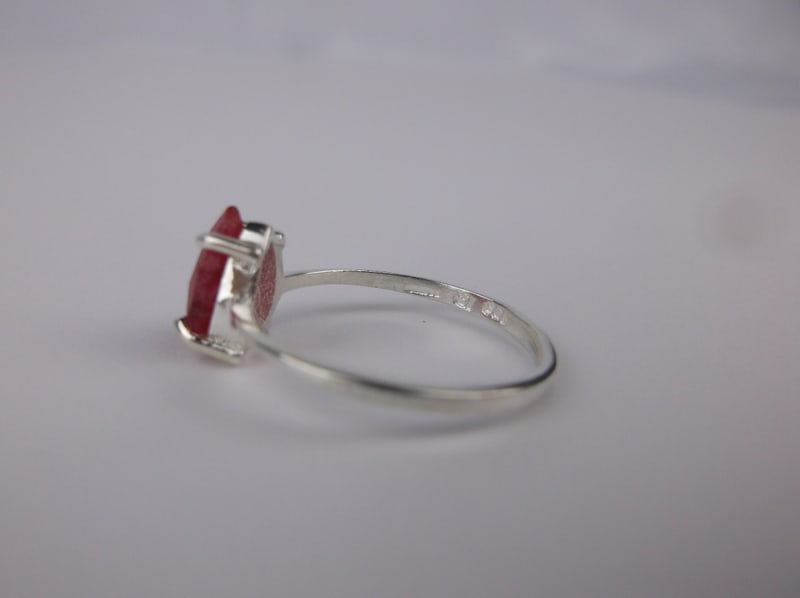 New Designer Sterling Silver 1ct Ruby Teardrop Ring 7.5 - 2