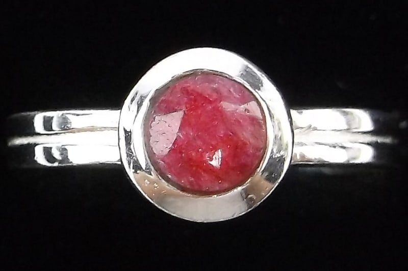 New Thick Designer Sterling Silver Ruby Ring 7 (1 of 2)