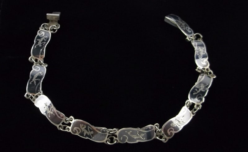 Mint Vint 1950s Sterling Silver Hindu Goddess Bracelet 7": Guaranteed Solid 925 Sterling Silver, in Excellent Condition