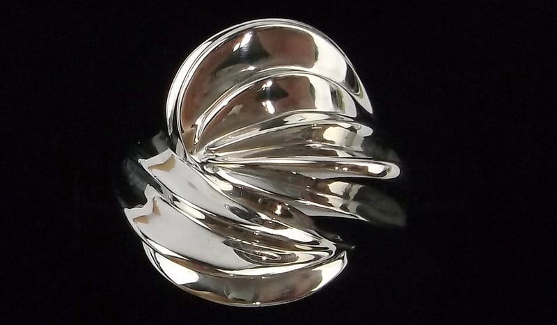 Mint Vint Thick Sterling Silver Design Ring 8 (1 of 2)