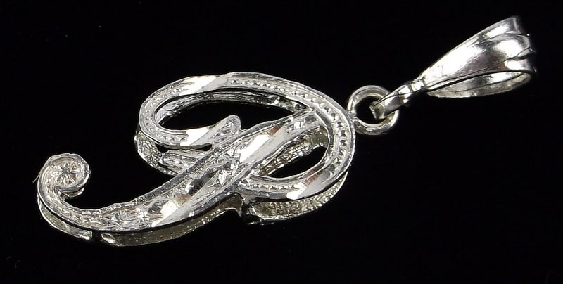 New Vintage Sterling Silver Diamond Cut Initial P Pendant (1 of 2)