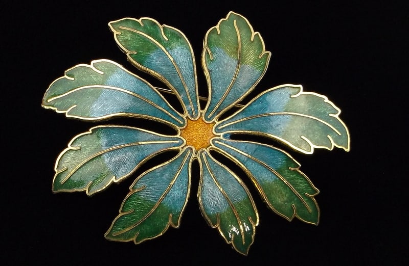 Stunning Vintage 1960s Enameled Flower Brooch: excellent condition
