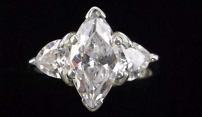 Mint Vint Sterling Silver Engagement Ring 6 (1 of 3)