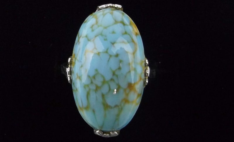 Big Mint Vint 1940s Sterling Silver Czech Glass Ring 8: Guaranteed Solid 925 Sterling Silver, in Excellent Condition